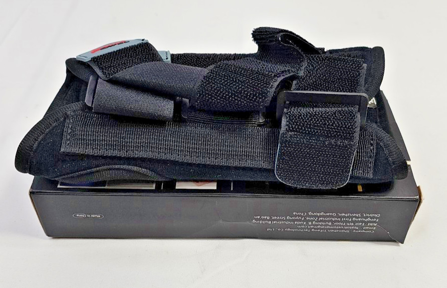 FEATOL Unisex Black Carpal Tunnel Sprain Wrist Brace sz S/M for Right Hand