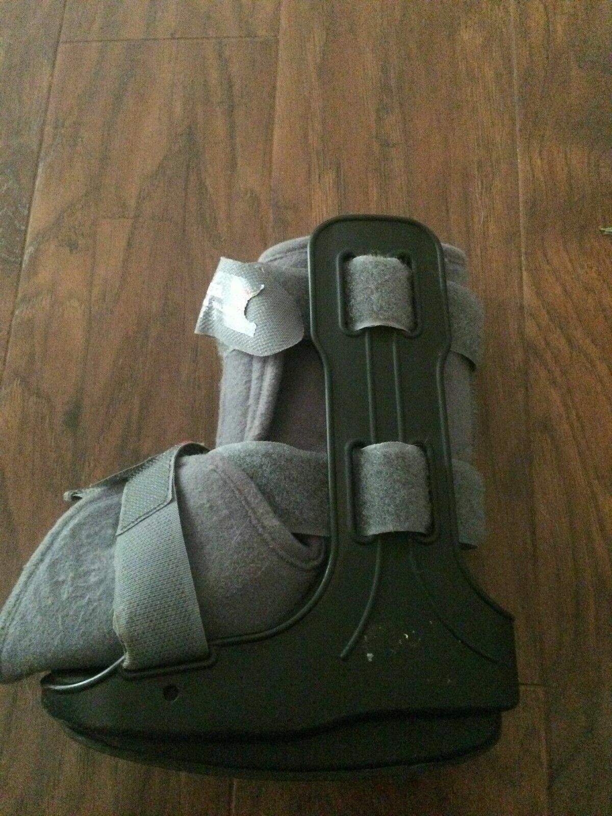 TODDLER ORTHOPEDIC WALKING BOOT