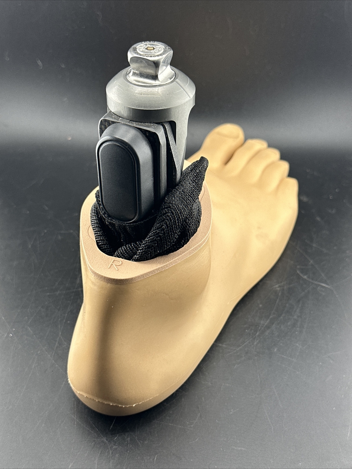 ottobock otto bock taleo Right prosthetic foot. size 28. category 4.