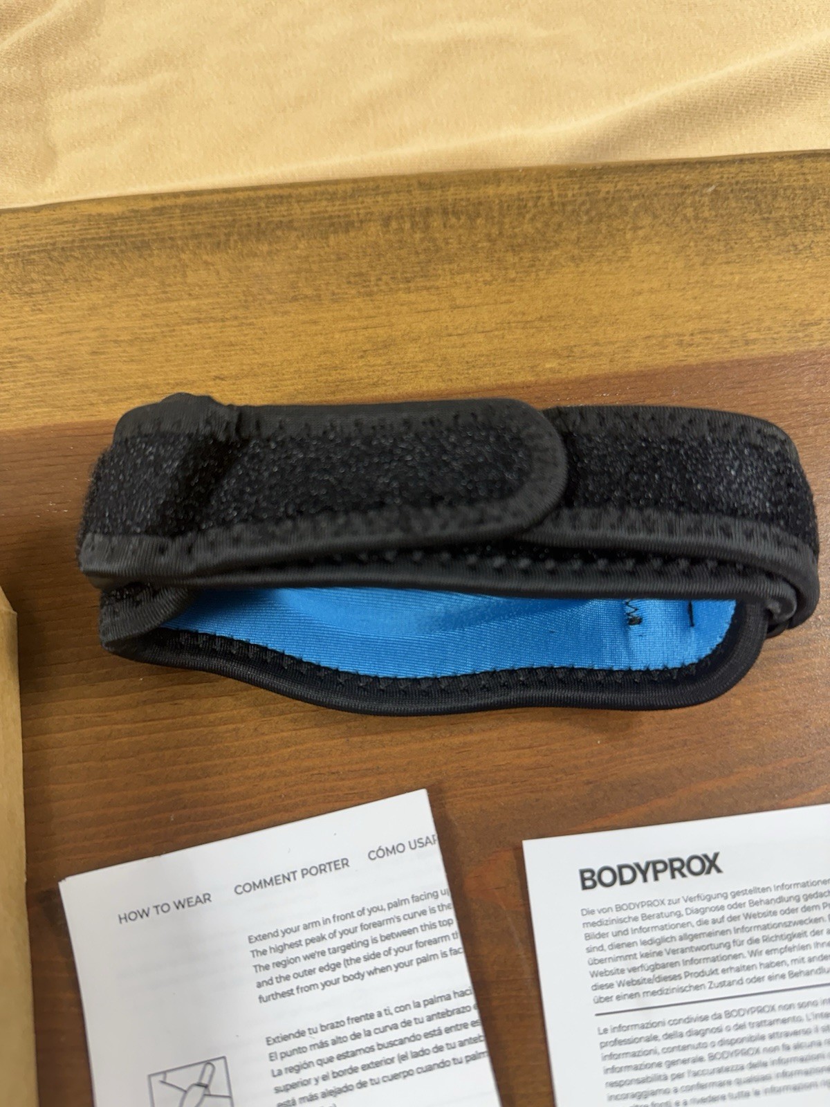 Bodyprox Elbow Straps ONLY ONE – Adjustable Tennis & Golfer’s Elbow Pain Relief