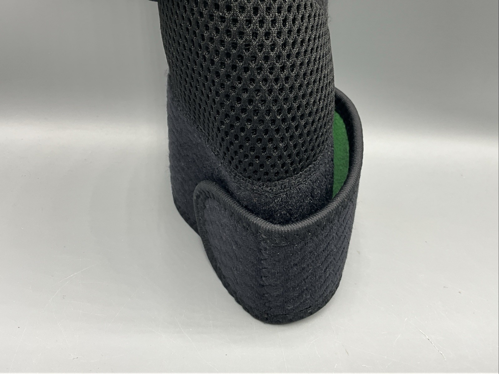 Mueller Adjustable Elbow Support, Black, One Size 878147