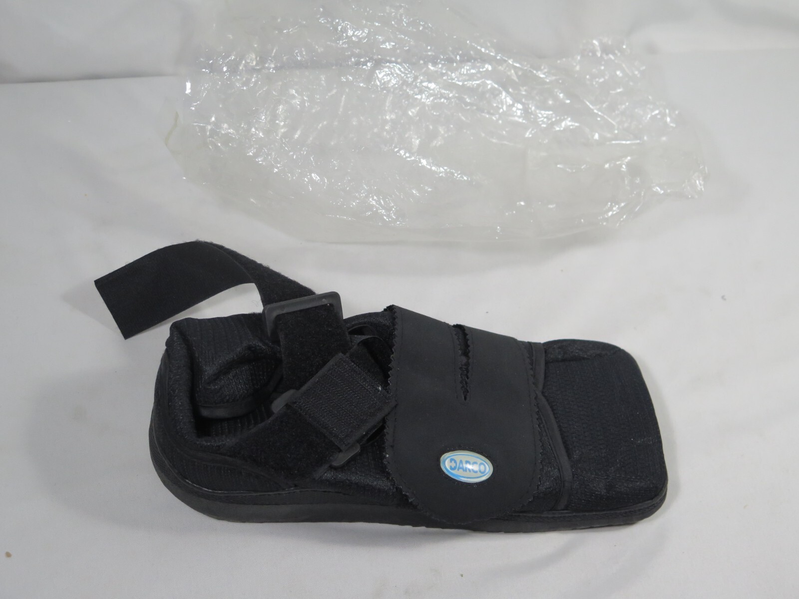 DARCO Men’s Medium Black Medical-Surgical Shoe