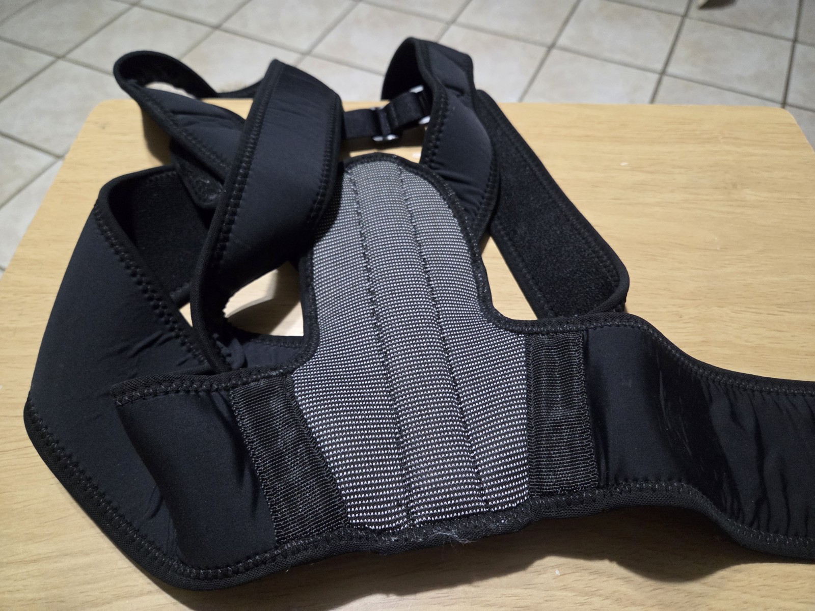 Fillove Unisex Black Magnetic Strong Traction Back Posture Corrector Size S/M