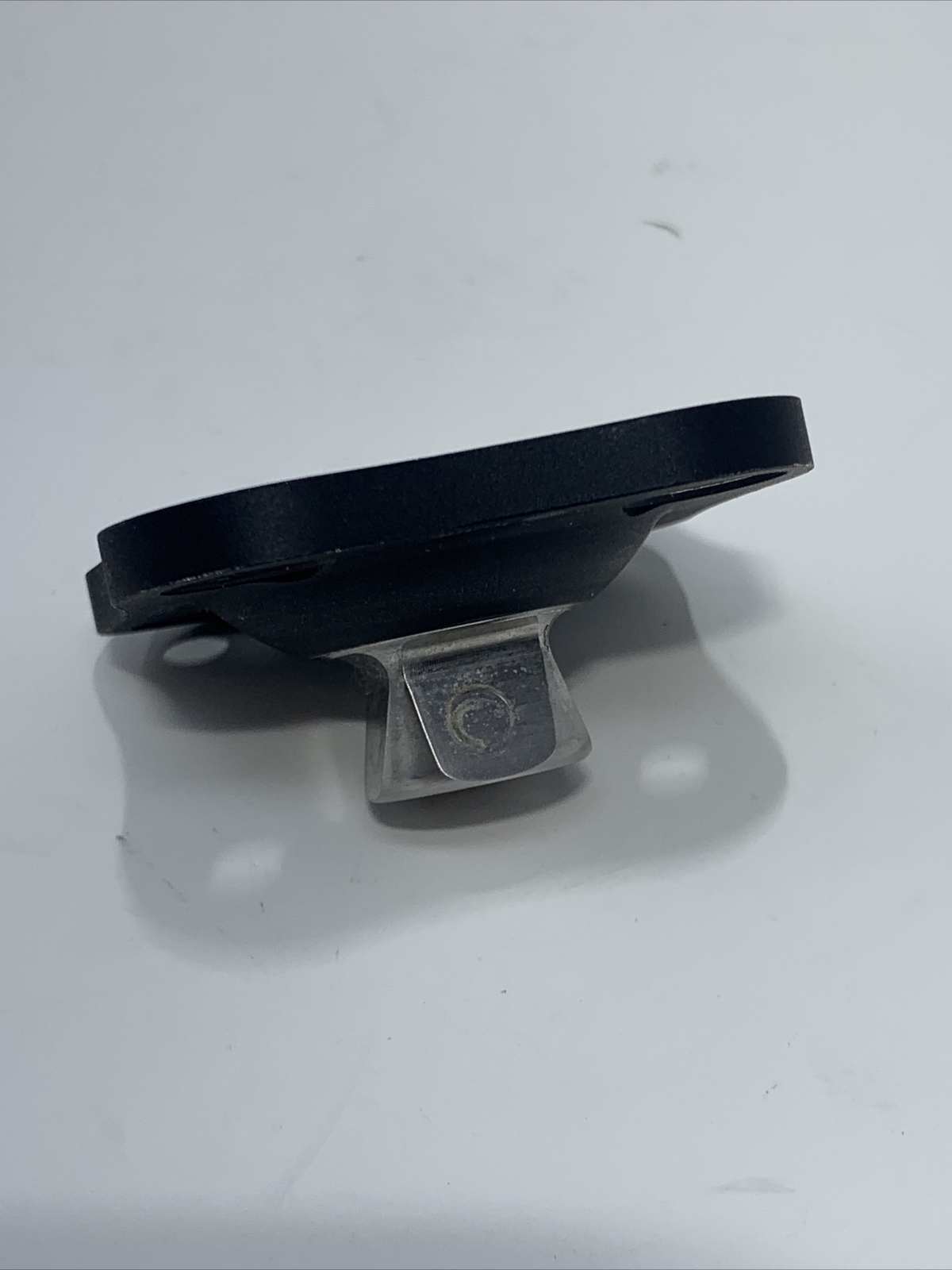 trulife AAA210 4 hole Pyramid Adapter. Black prosthetic Part Plate Component￼