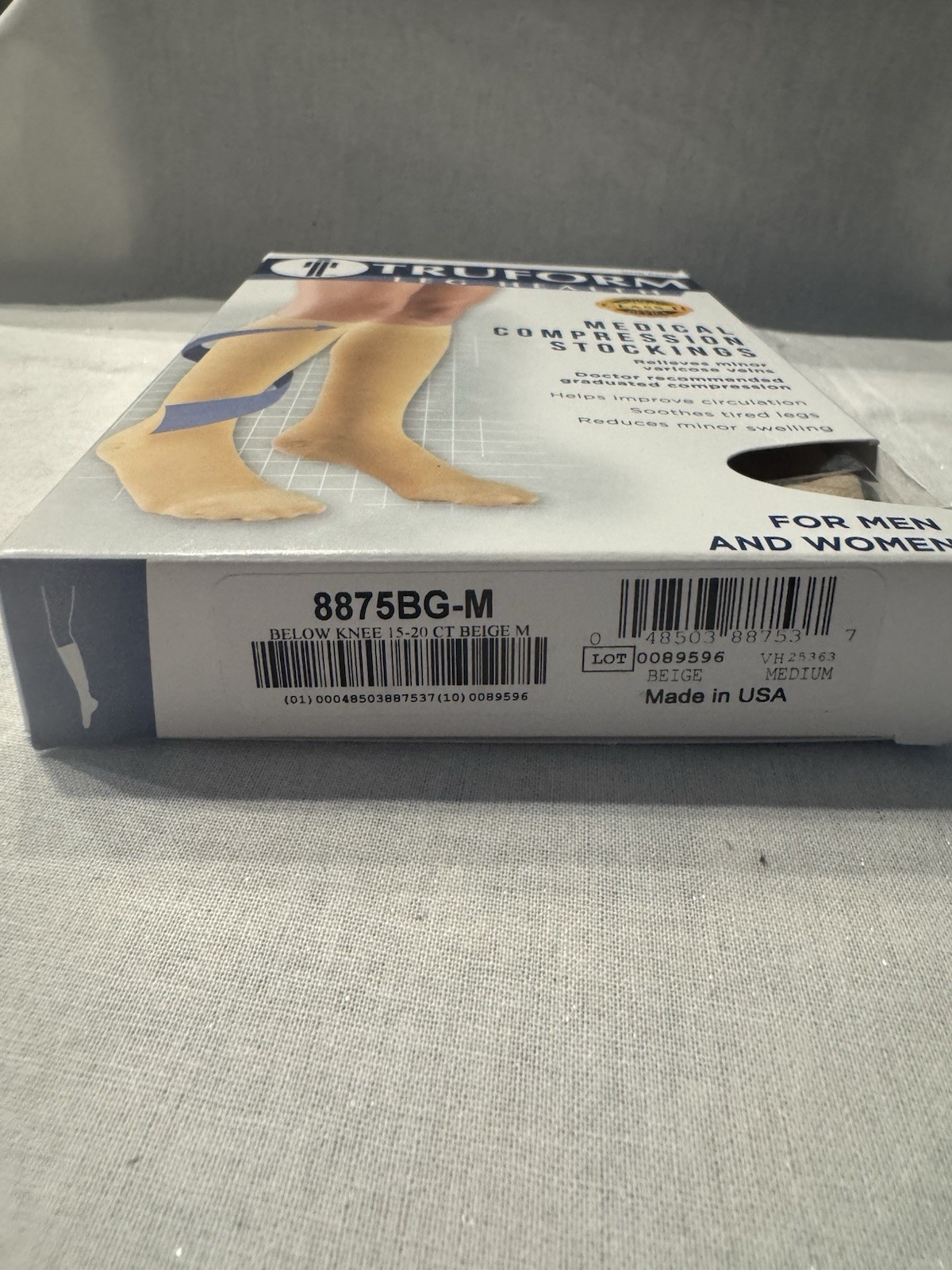 Truform 8875 Below Knee Medium Compression Stockings 15-20 mm Hg Beige