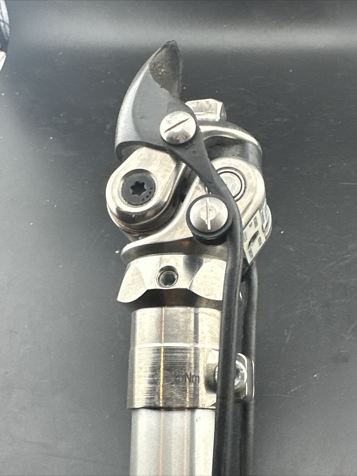 Hosmer Single Axis Prosthetic Knee With Pylon. Total Ht 42.5cm