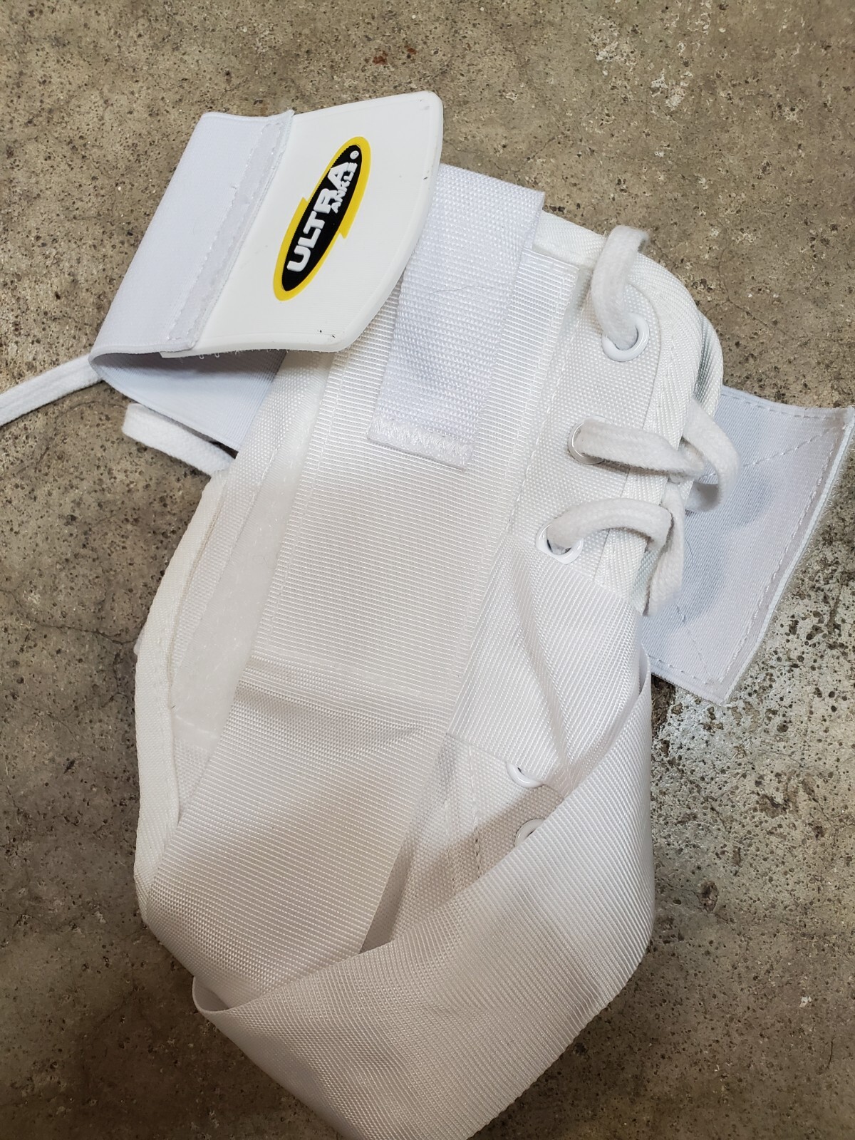 Ultra 360® Lace-Up Adjustable Ankle Brace – Ankle Stabilization X-SMALL White