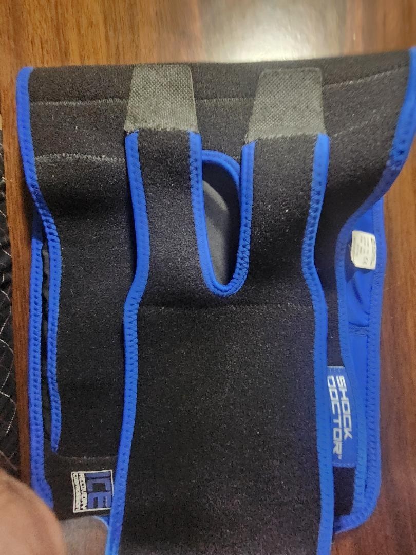 Shock Doctor #753 Compression sleeve. L/XL. Used for only minutes ! FREE SHIP.