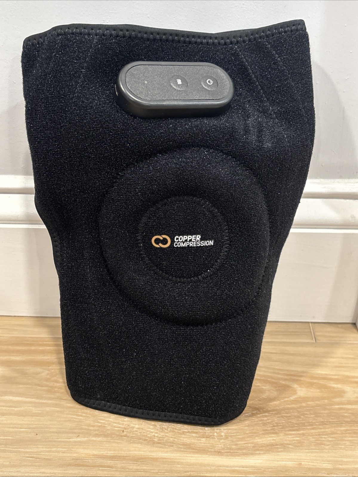 Copper Compression Coppervibe Knee / Elbow Wrap Vibration + Heat Brand New Black
