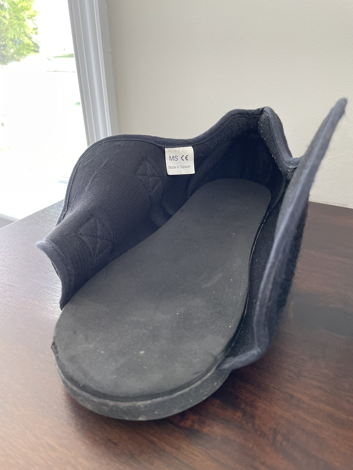 Braceability Short Broken Toe Boot. Sizes: W/M &MS CE