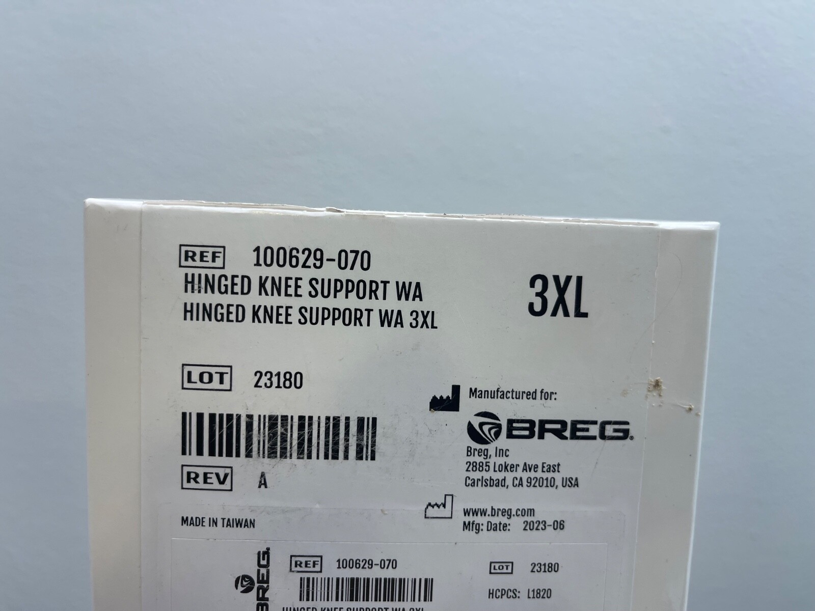 New Breg Hinged Knee Support Wrap Around 3 XL 100629-070 xxxl