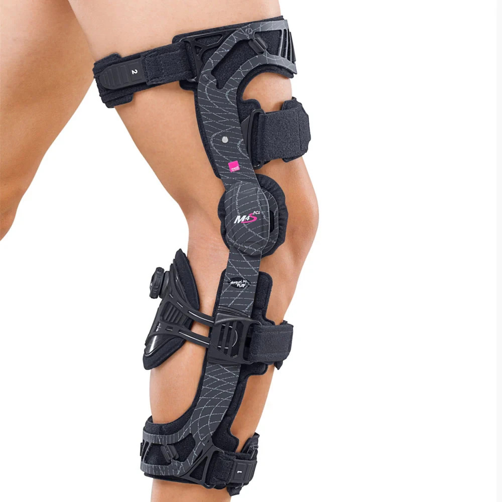 Medi M.4s PCL Dynamic Knee Brace w/ Physioglide Hinge for Optimal stabilization