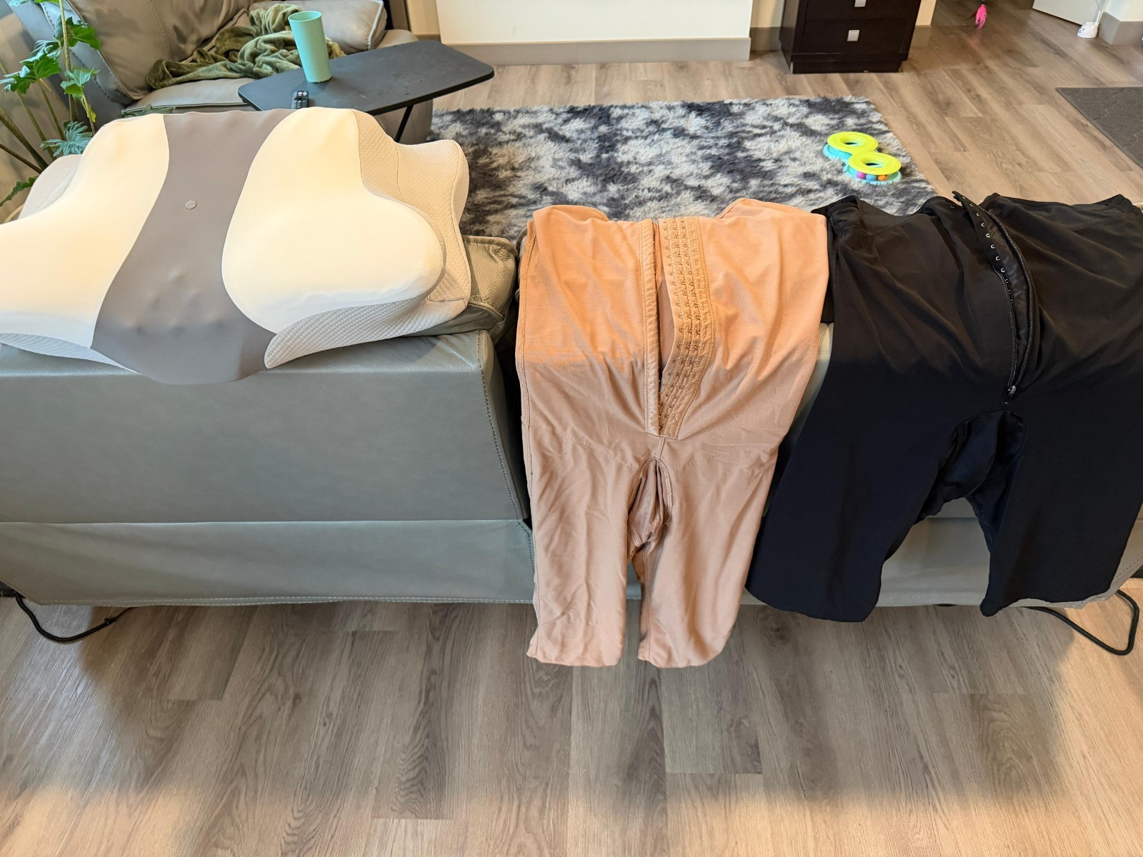 Men’s XL Post Op Recovery Bundle | Meli’Belt Faja, Compression Suit & Pillow