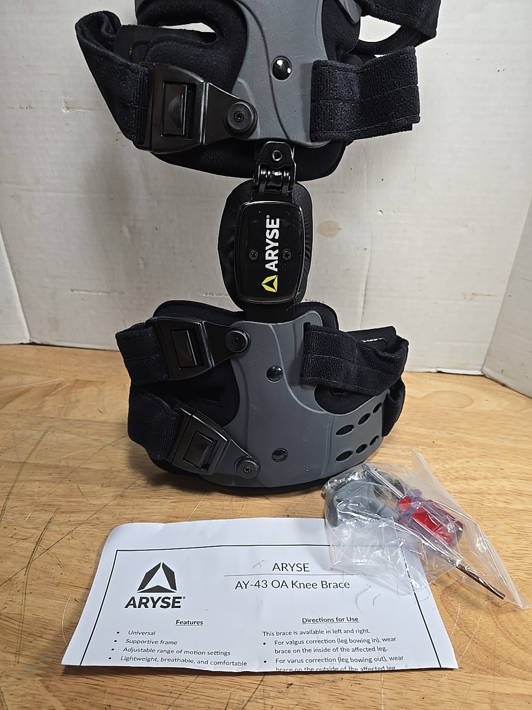 Aryse MetForce Knee Brace LEFT AY-43-L