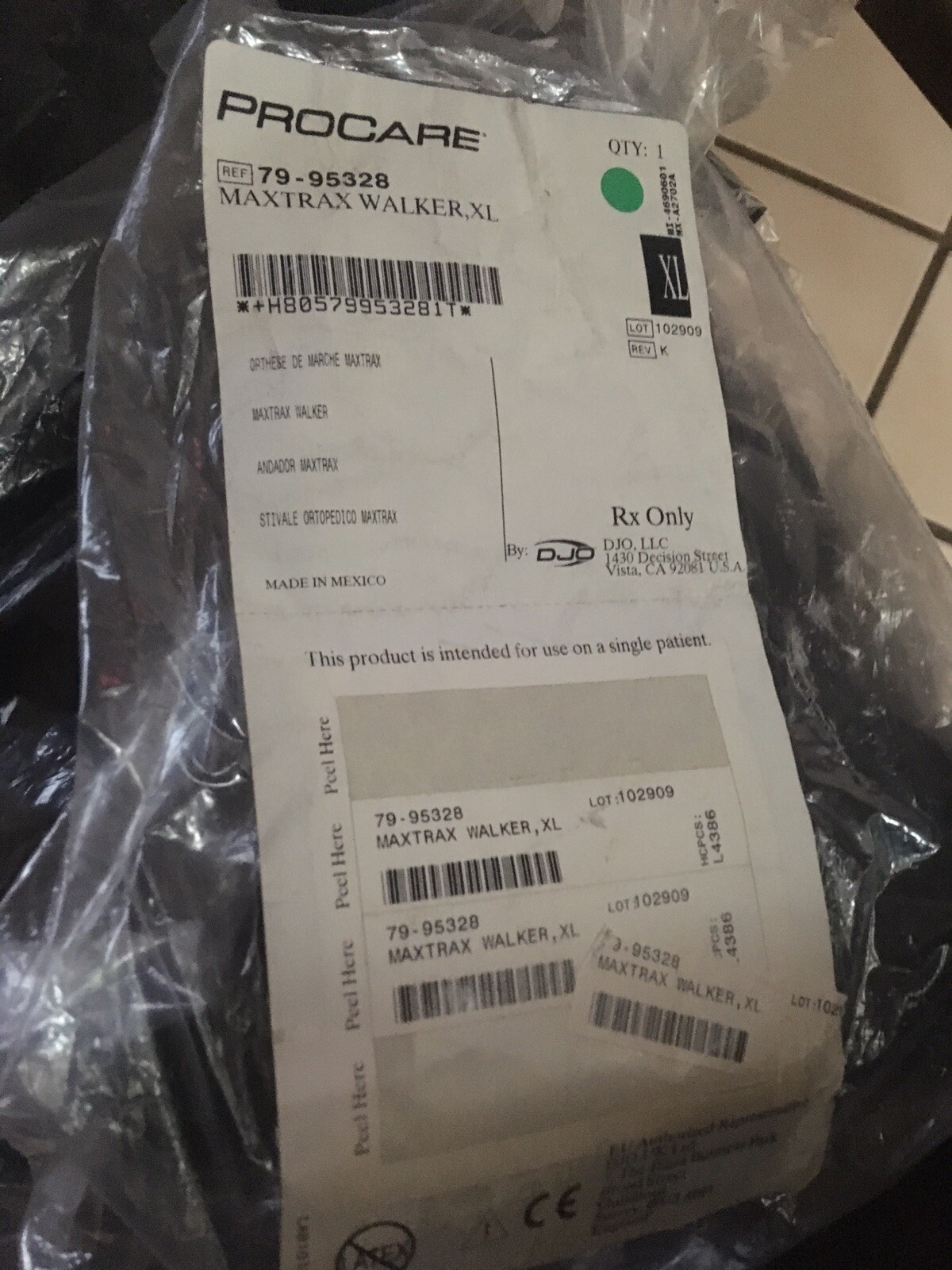 Procare MaxTrax Walker Adjustable Boot 79-95328, XL DJO LLC