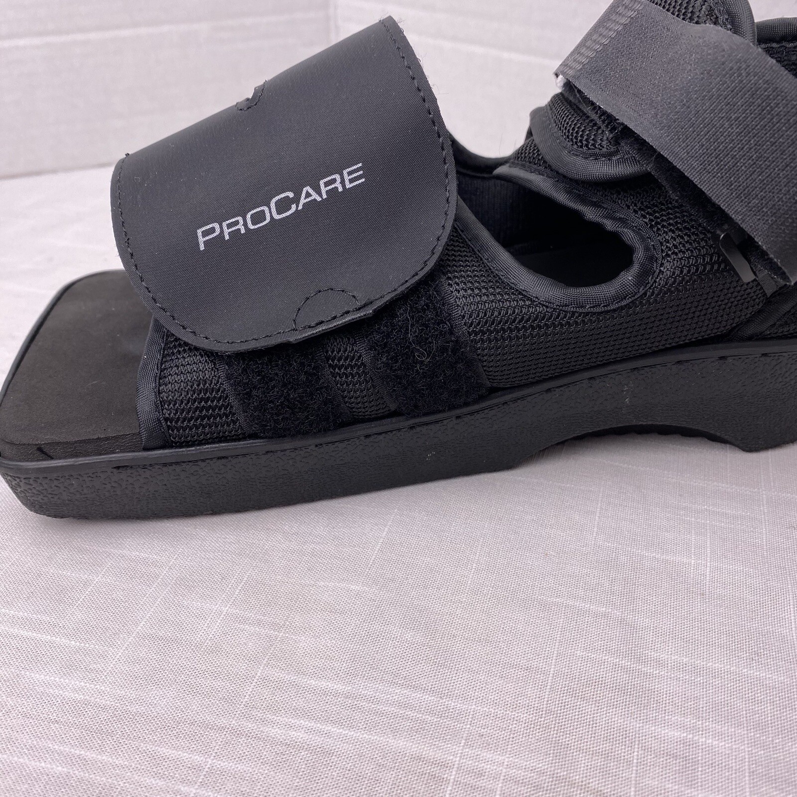 ProCare Post Op Shoe Squared Toe Shoe 79-81233 S Men’s 5.5-7 Women’s 6.5-8