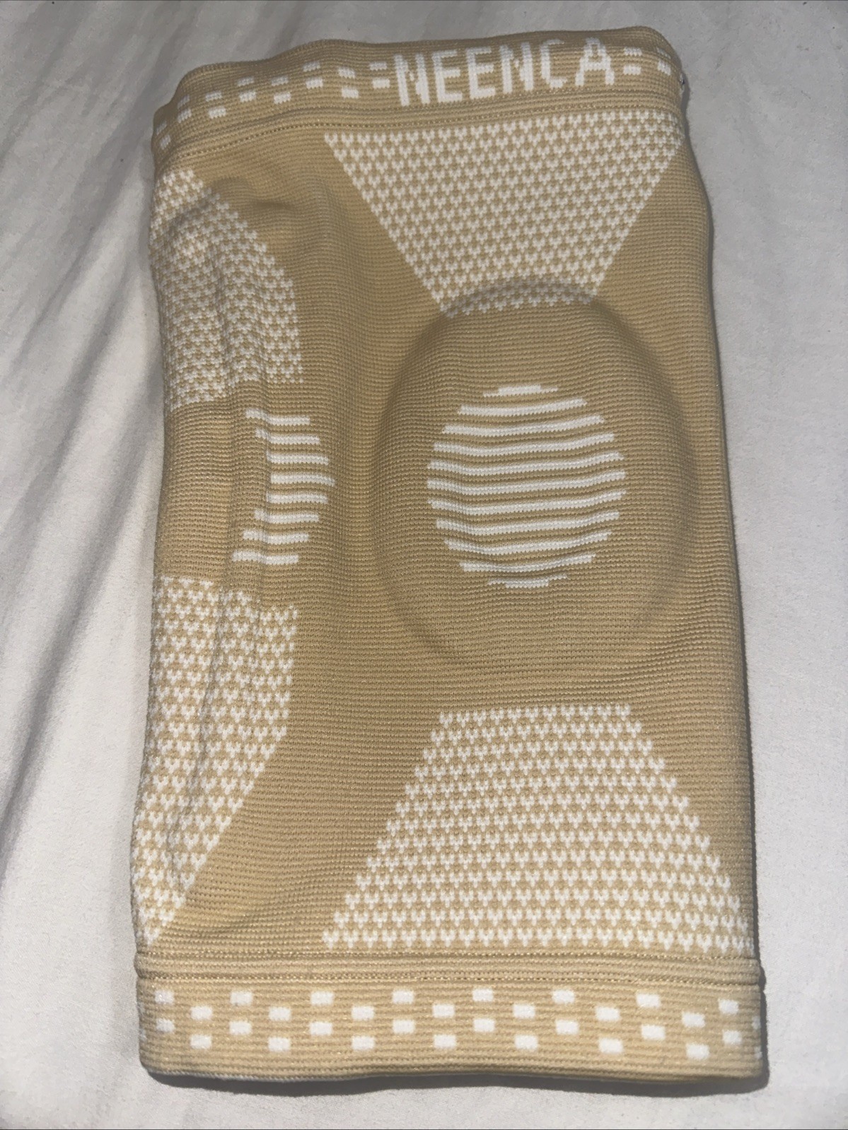 Neenca Knee Brace Protection Gold XL HX051 New Pain Relief Compression