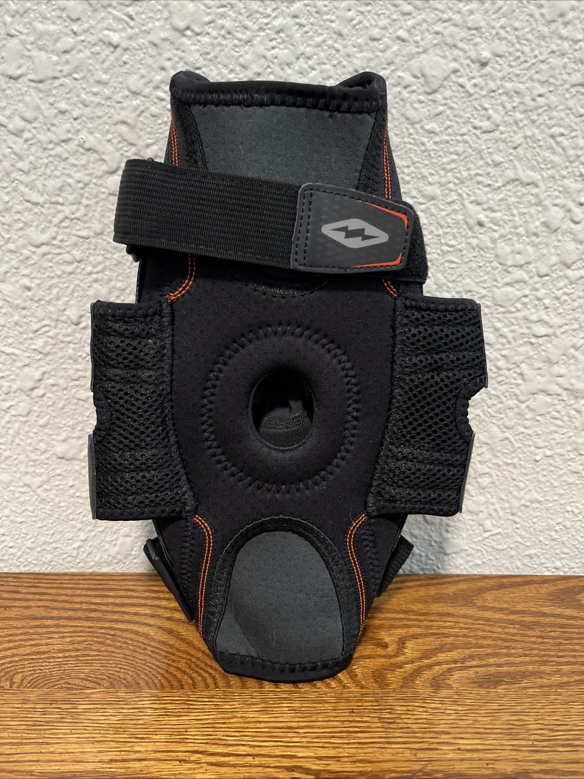 Shock Doctor 875 Ultra Knee Support w/Bilateral Hinges Size Large Black