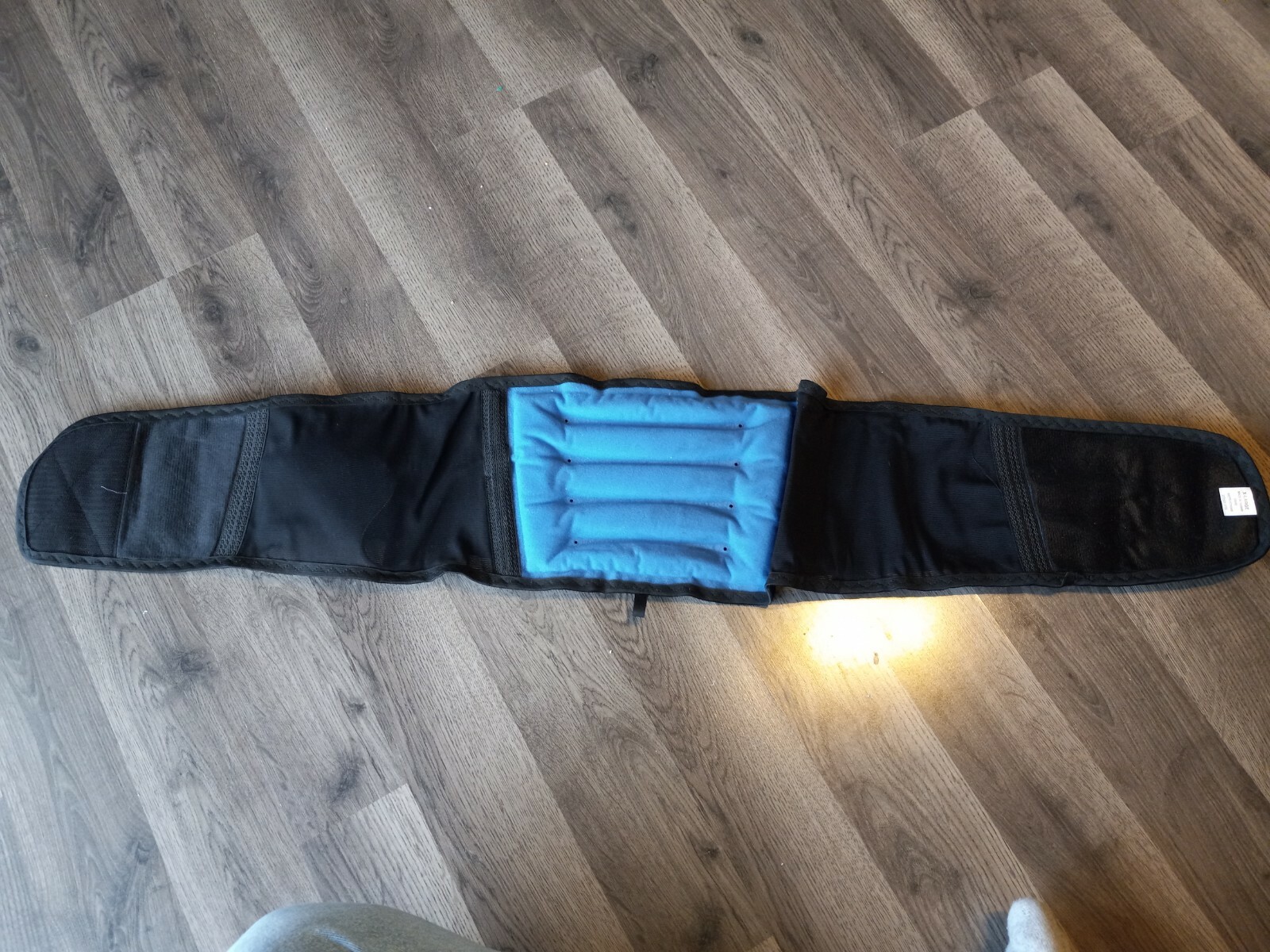 Form fit Back Support Brace with Air Compression System XL black and blue