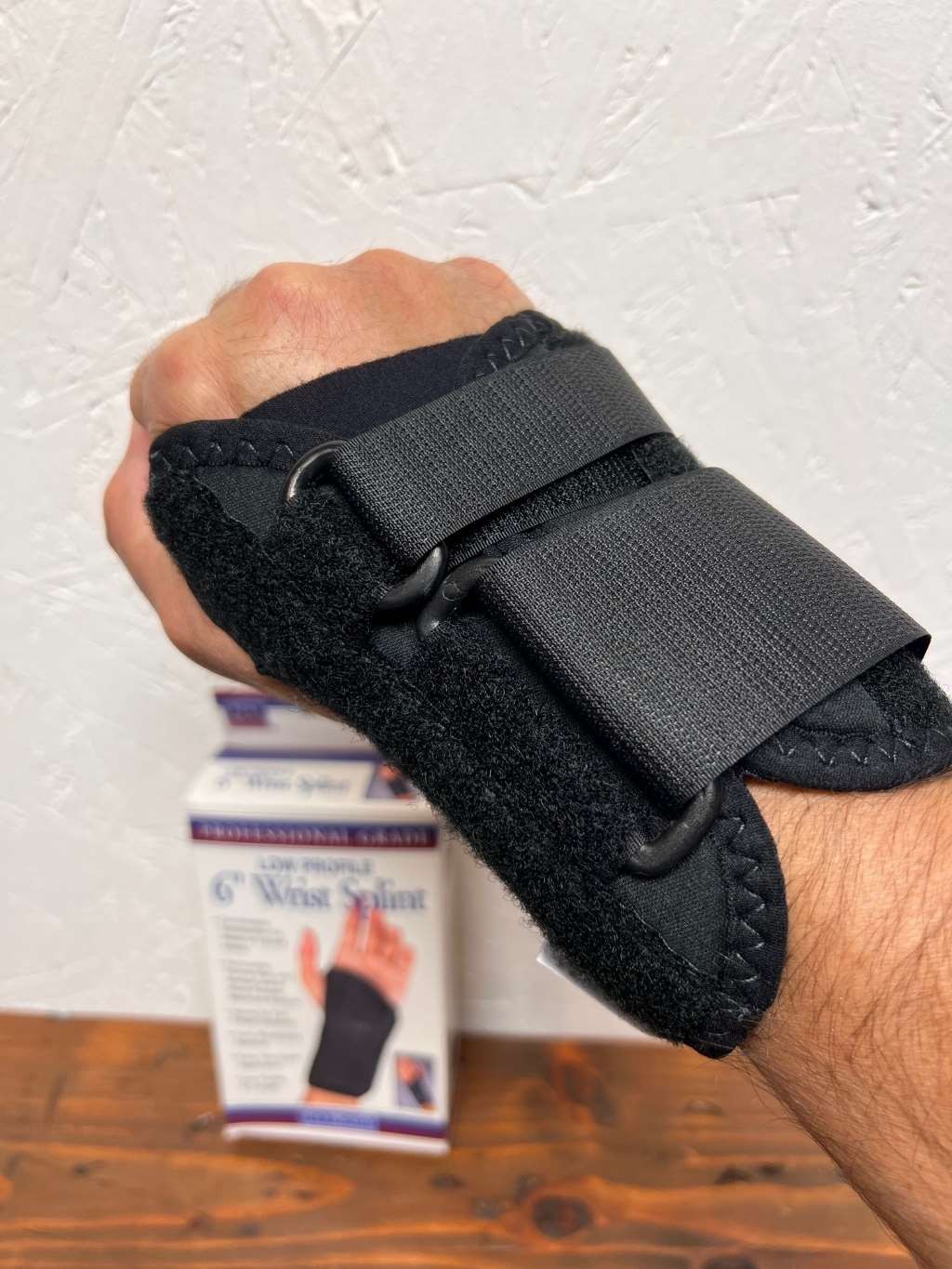 FLA Low Profile 6″ Wrist Splint Left Hand Black Small