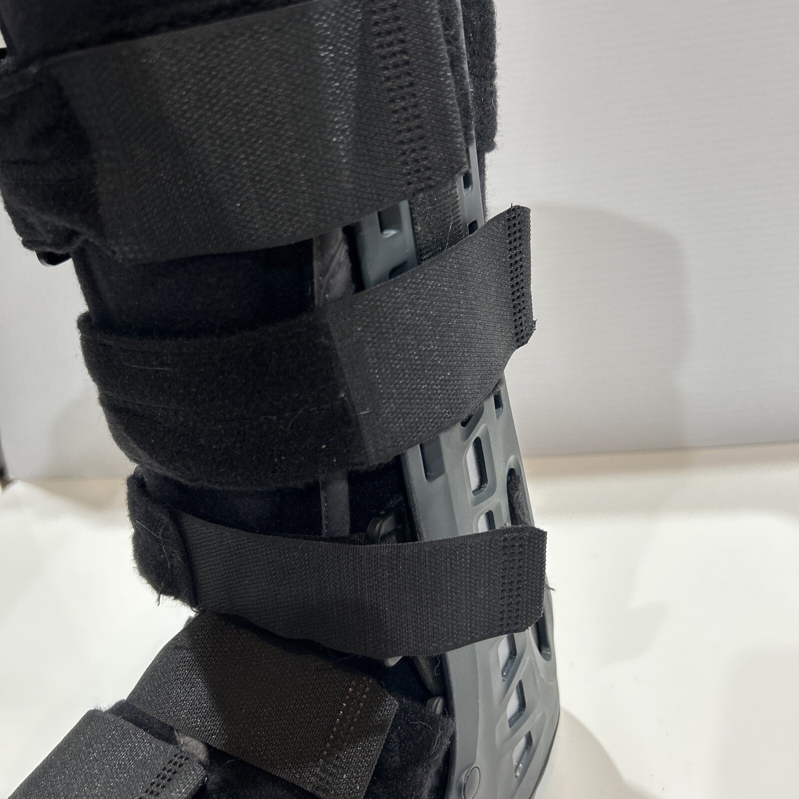 Maxtrax Orthopedic Walker Boot Black Medium Surgical Recovery Stability