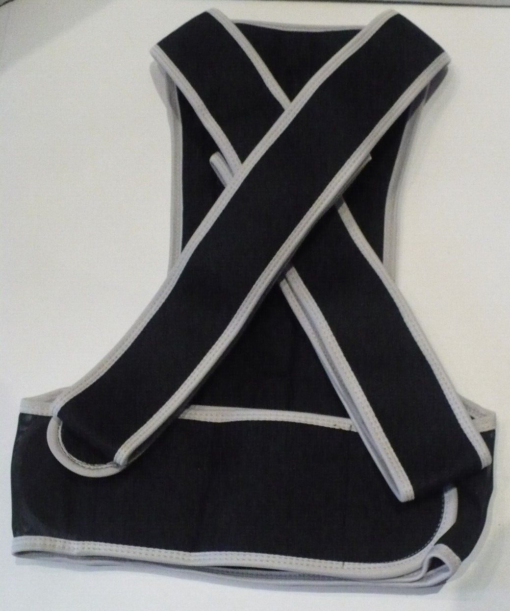 NEW Posture Corrector Back Support Size M FOR 110 POUNDS OR LESS Brand New