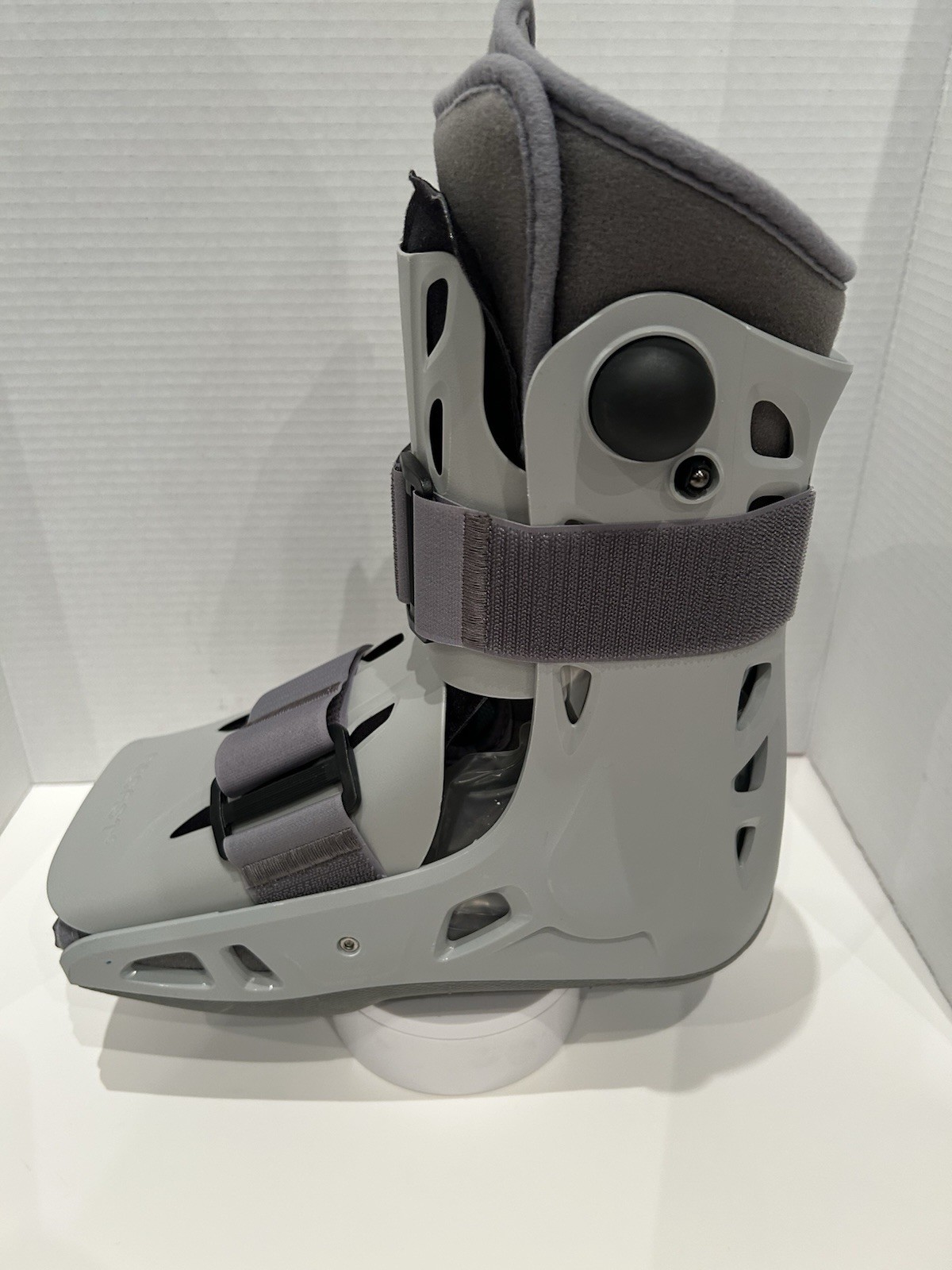 Aircast Air Select Standard Brace Walking EUC Boot Size Large DJO LLC