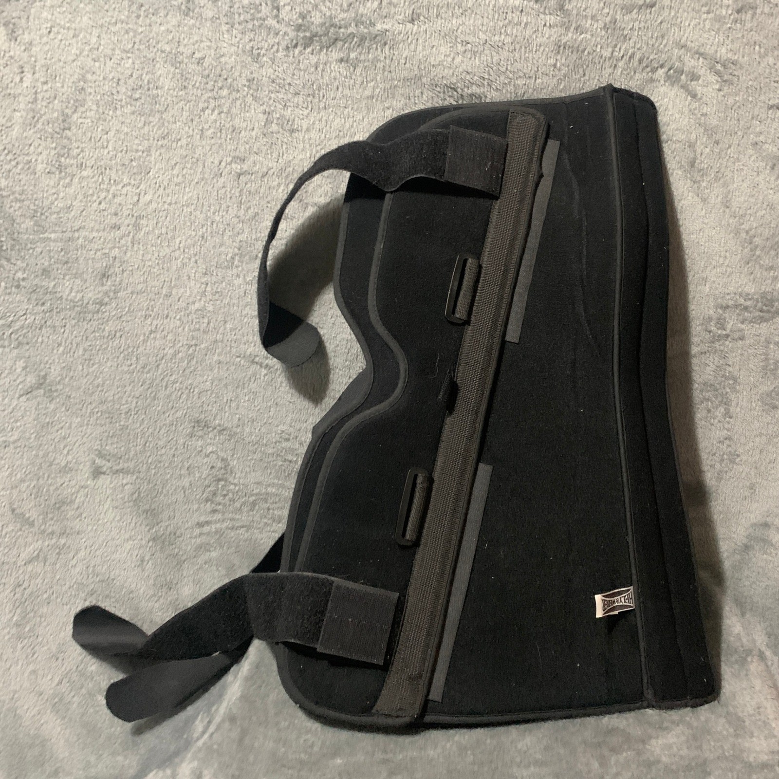 Hely & Weber Universal Knee Immobilizer Brace Black Adjustable Straps 19.5 Inch