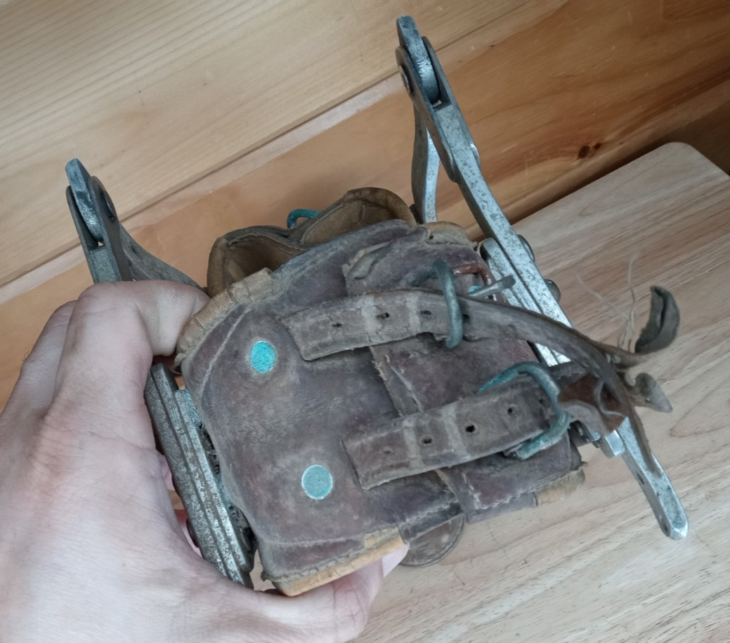 Vintage Child Leg Brace Orthopedic Shoe Metal Leather Polio Knee Support Rare