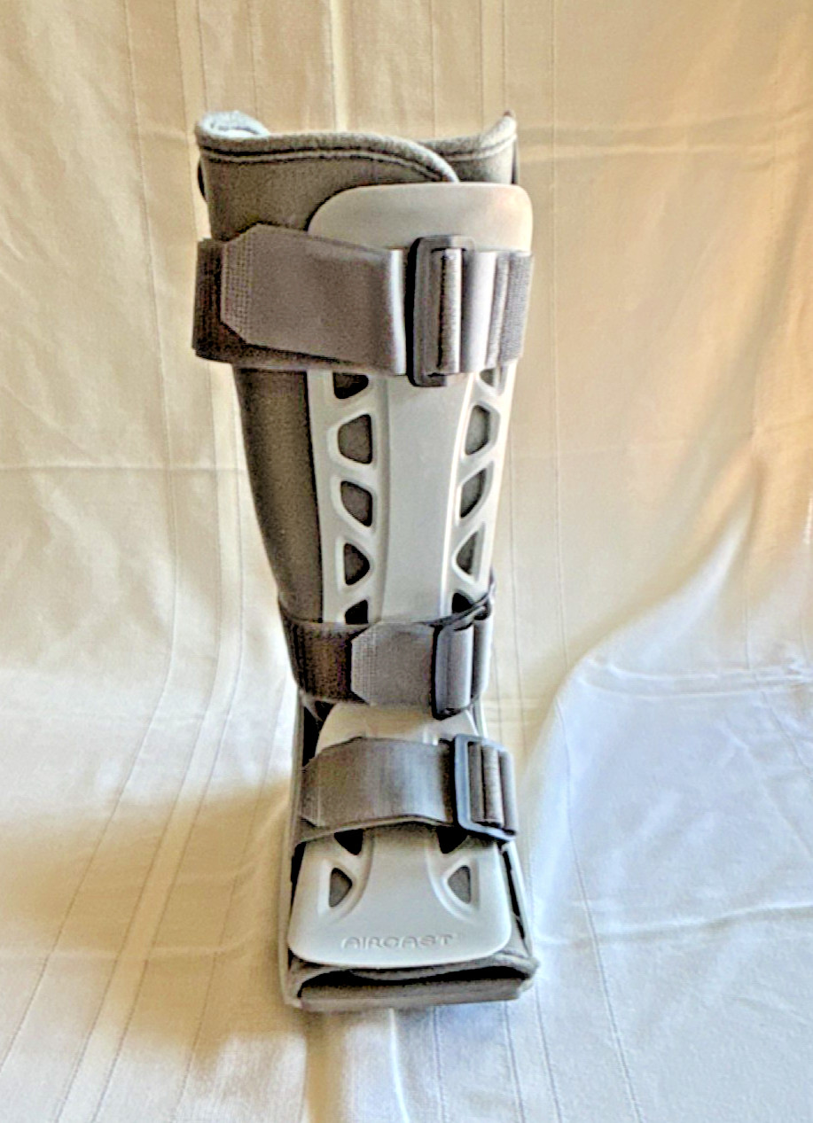 Aircast Adjustable Walking Boot Brace Size M Gray/Blue Ankle Foot