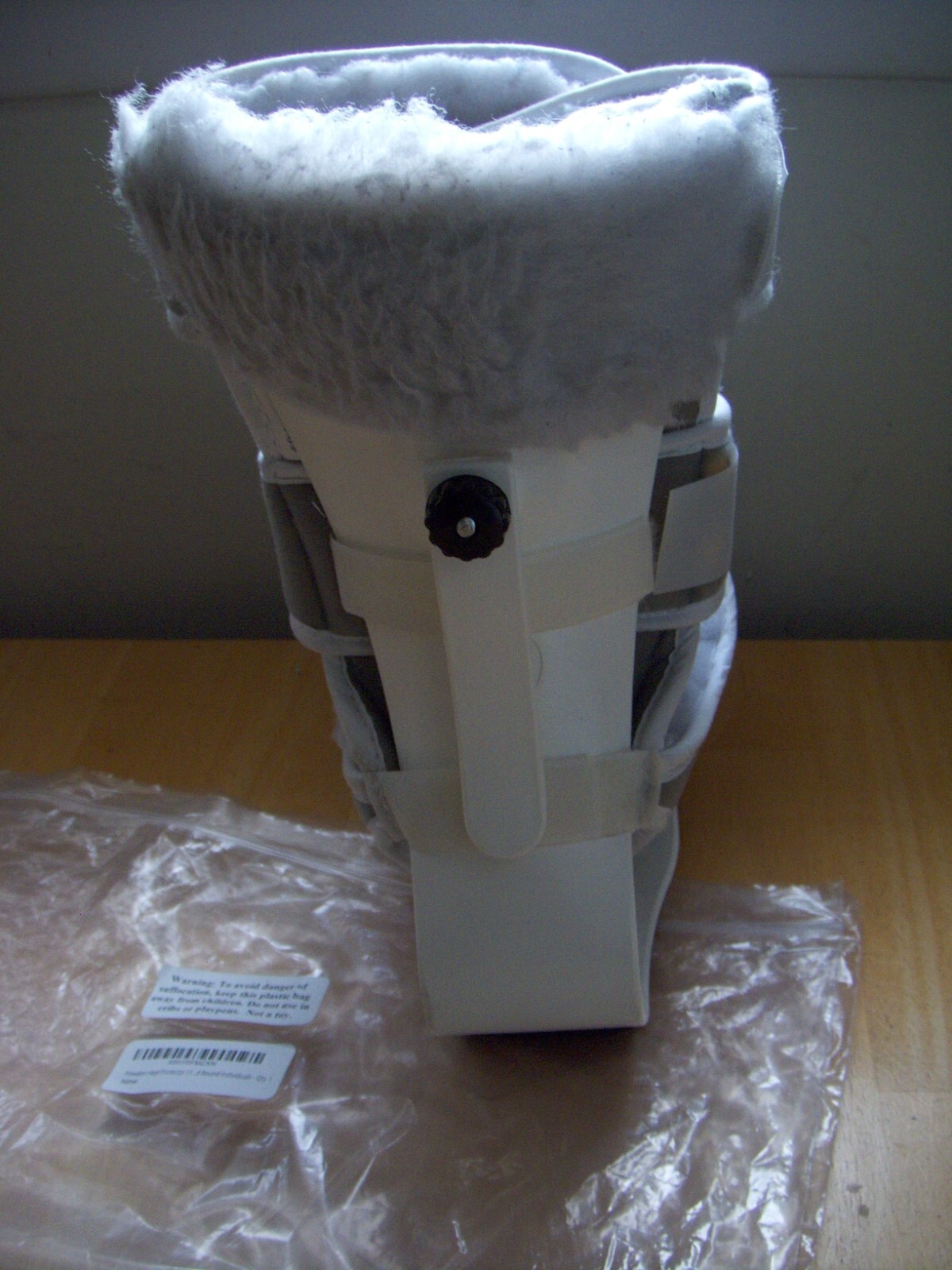 djOrthopedics “Procare” Gray Podous Boot – Size XL