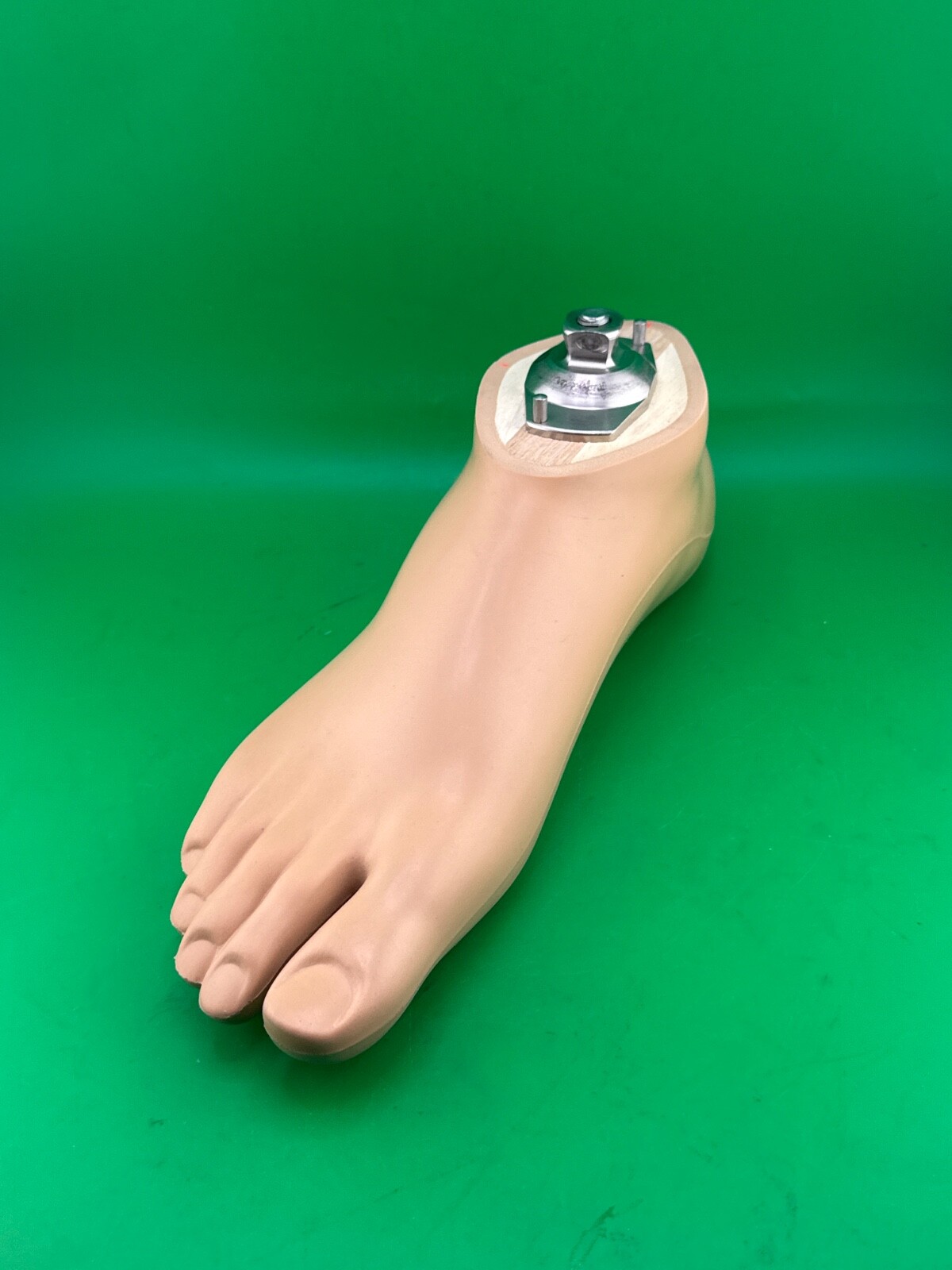 Ottobock Otto bock 1S90 sach prosthetic foot. Right. Size 27. Sach foot