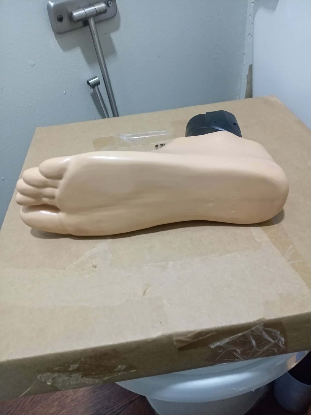Elan Foot Orthosis R/L Beige/Black w/ Power Adapter Charger Model Elan