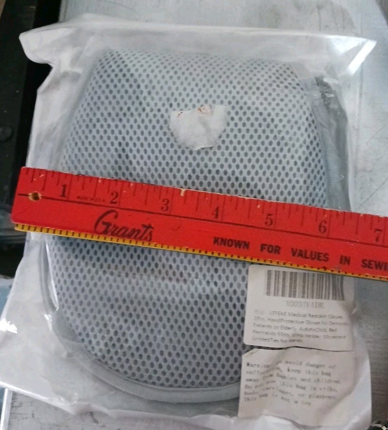 Lefeke Medical Restraint Gloves. NEW FACTORY SEALED