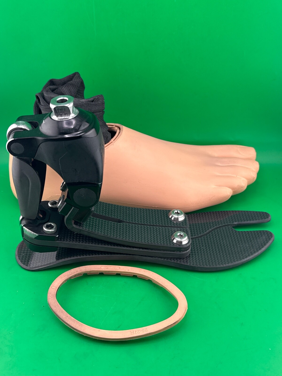 ossur pro-flex Proflex pivot prosthetic foot. Category 4. Size 27. Right Foot