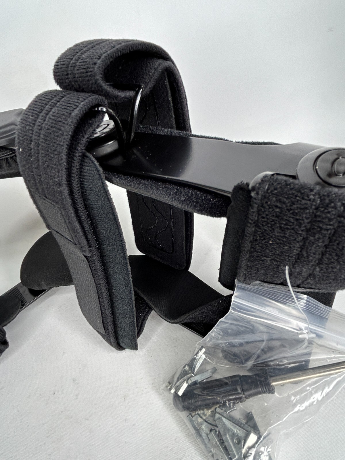 NEW ISO Preferred Small OA Dual Upright Hinge Knee Brace ISO-KN230R Right S/RT