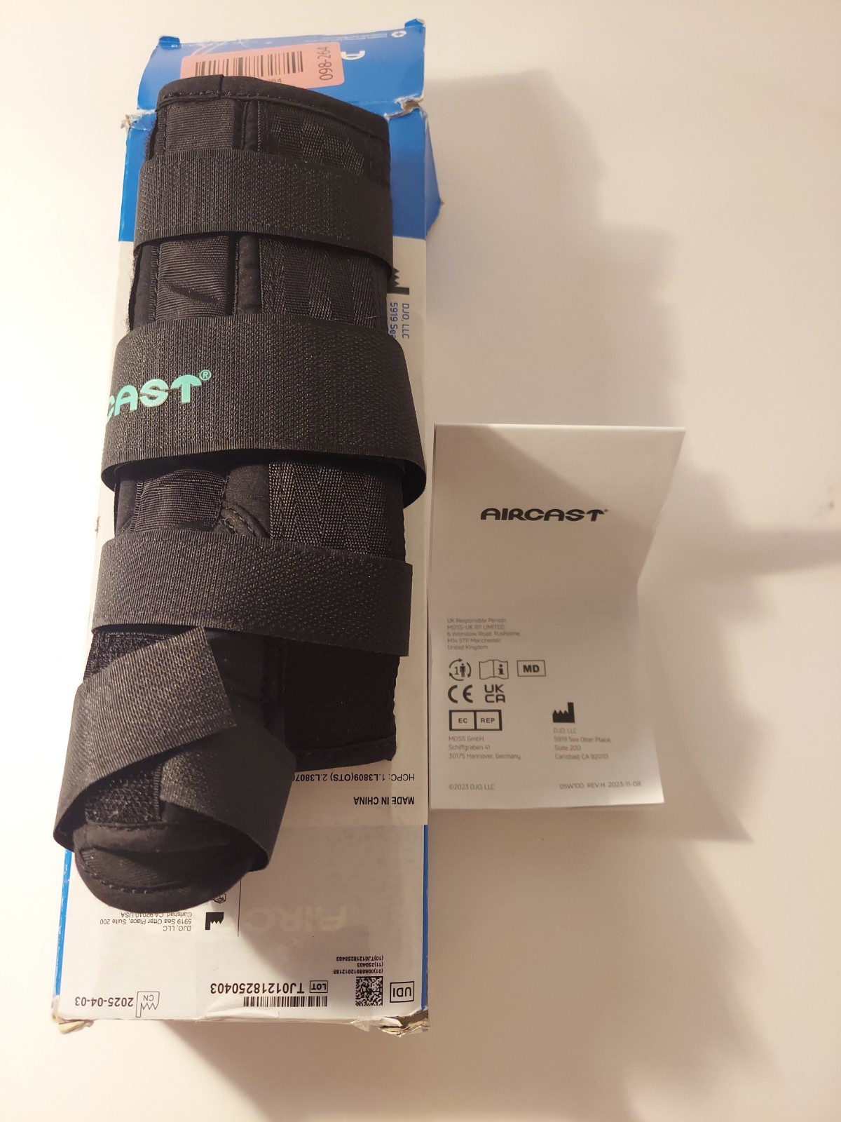 AIRCAST A2 WRIST SUPPORT BRACE WITH THUMB SPICA right HAND SMALL S open box