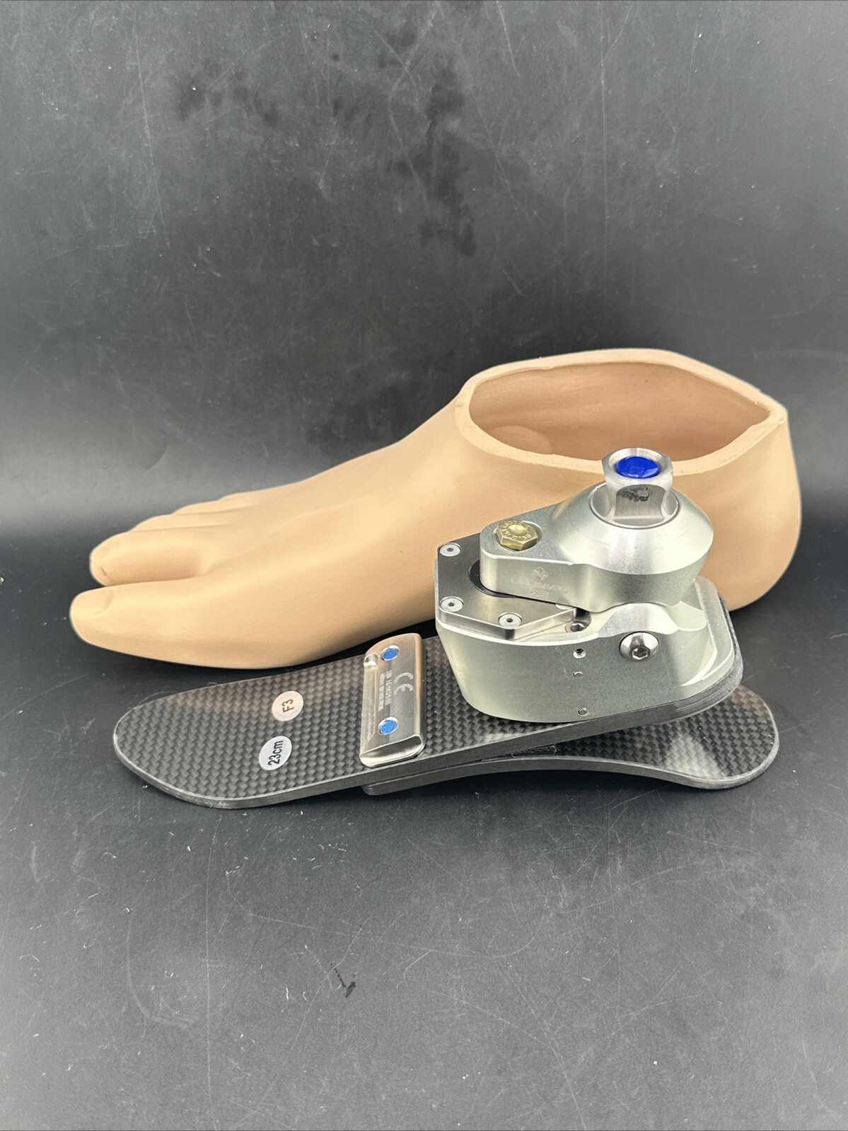 College Park Odyssey K3 Hydraulic Ankle Prosthetic Foot, Right Shell. Size 23.