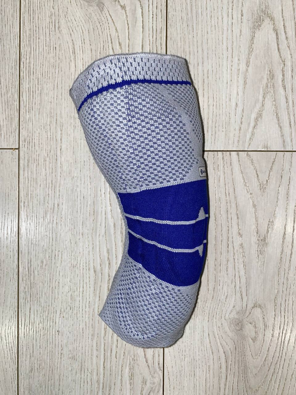 BAUERFEIND GENU TRAIN Mit Silikonrand A3 Size 2 Arthritis Knee Brace