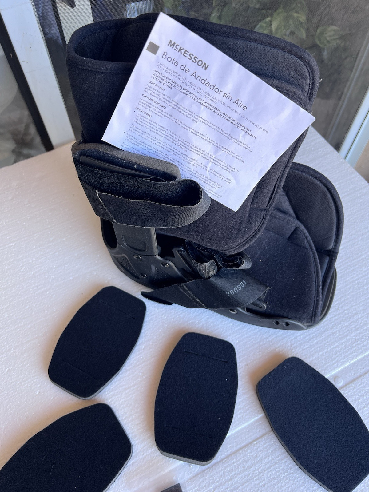 McKesson Walker Boot – Low-Top Walking Boot for Ankle Sprains and Fractures sz L