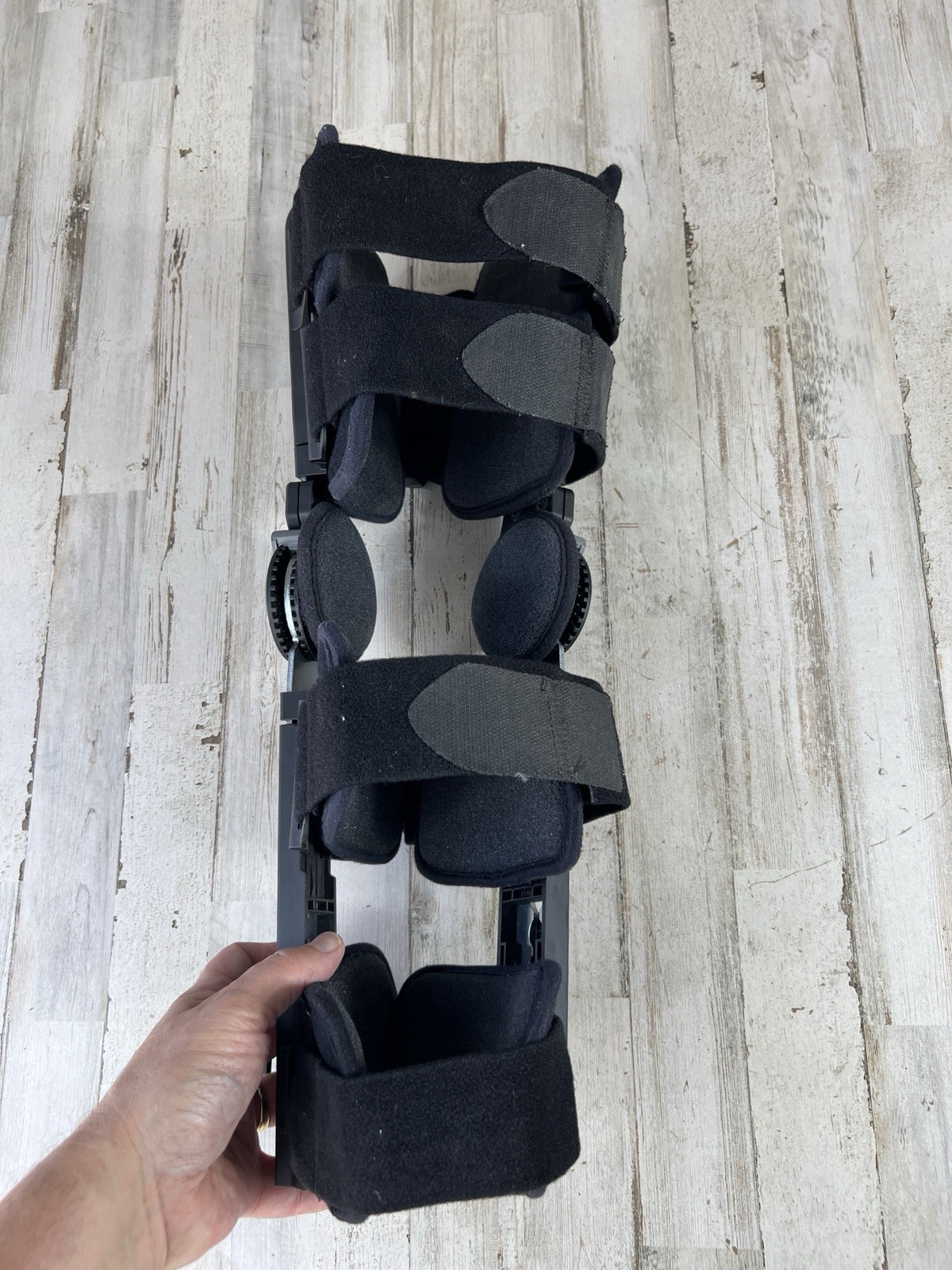 DonJoy X-ROM Adjustable Post-Op Knee Brace, Universal Fit