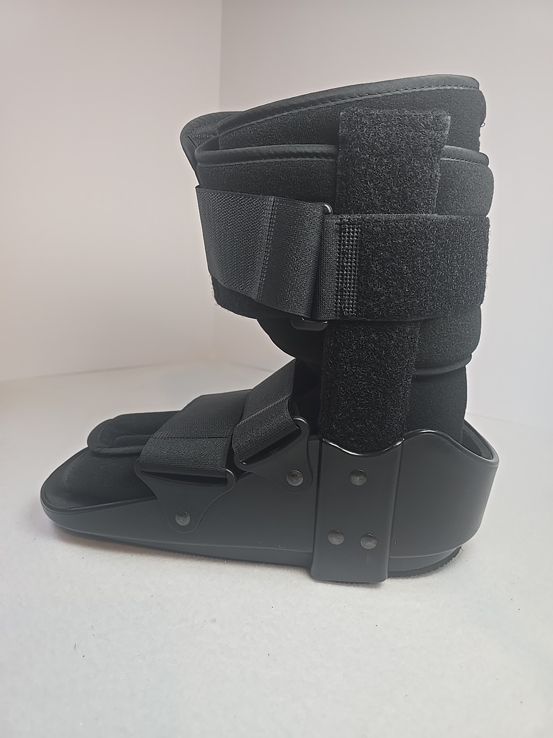 Walking Fracture Boot Short Walker Protective Boot Left or Right Foot Medium EUC