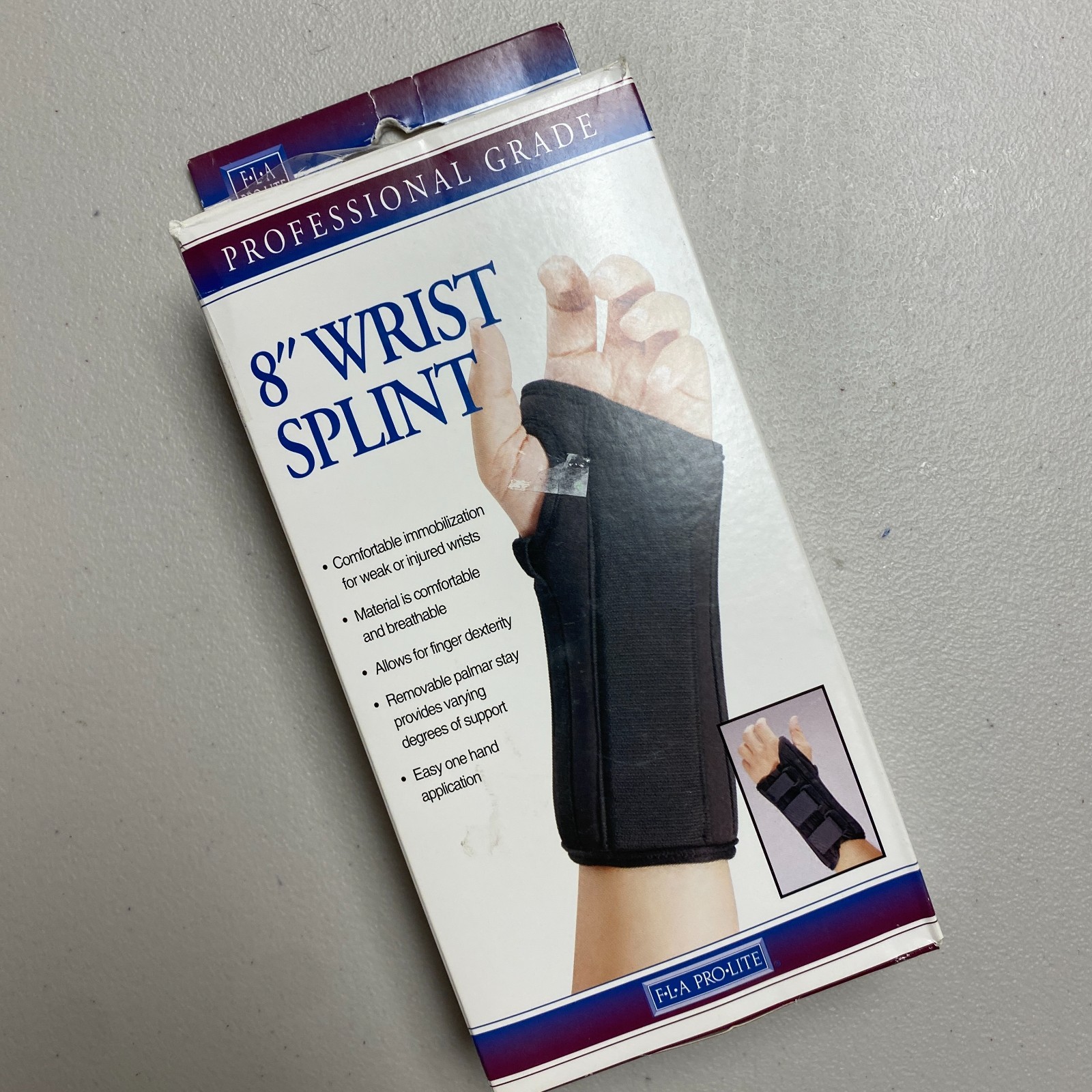 New Fla Pro Lite 8″ Wrist Splint Professional Grade Compression Small Right