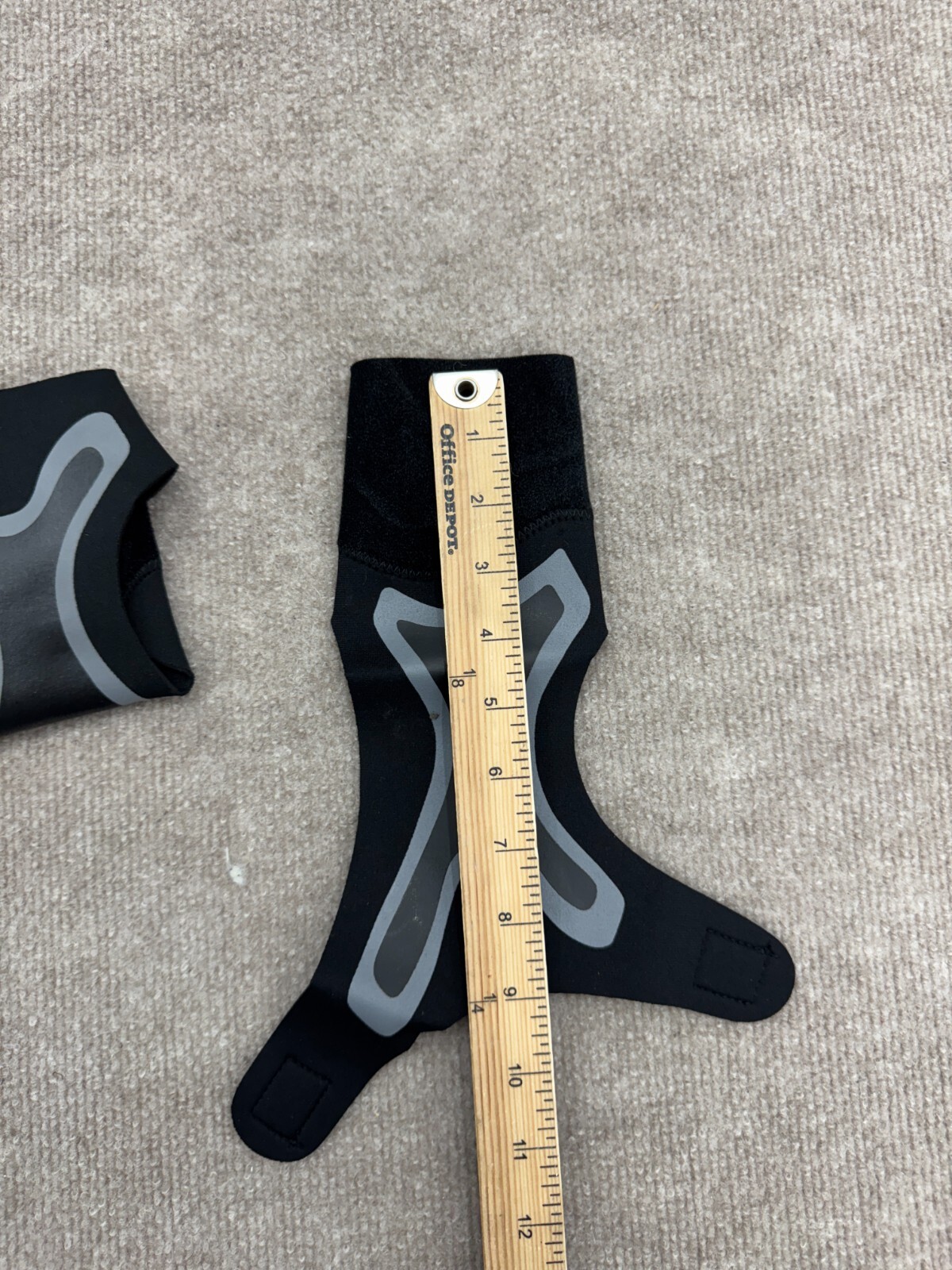Shein Black Adjustable Compression Ankle Braces Adults Size Medium