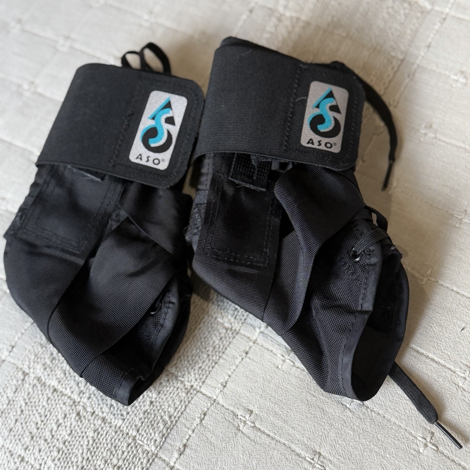 Pair Of Med Spec ASO Small Black Dual Support Ankle Stabilizer Excellent USA