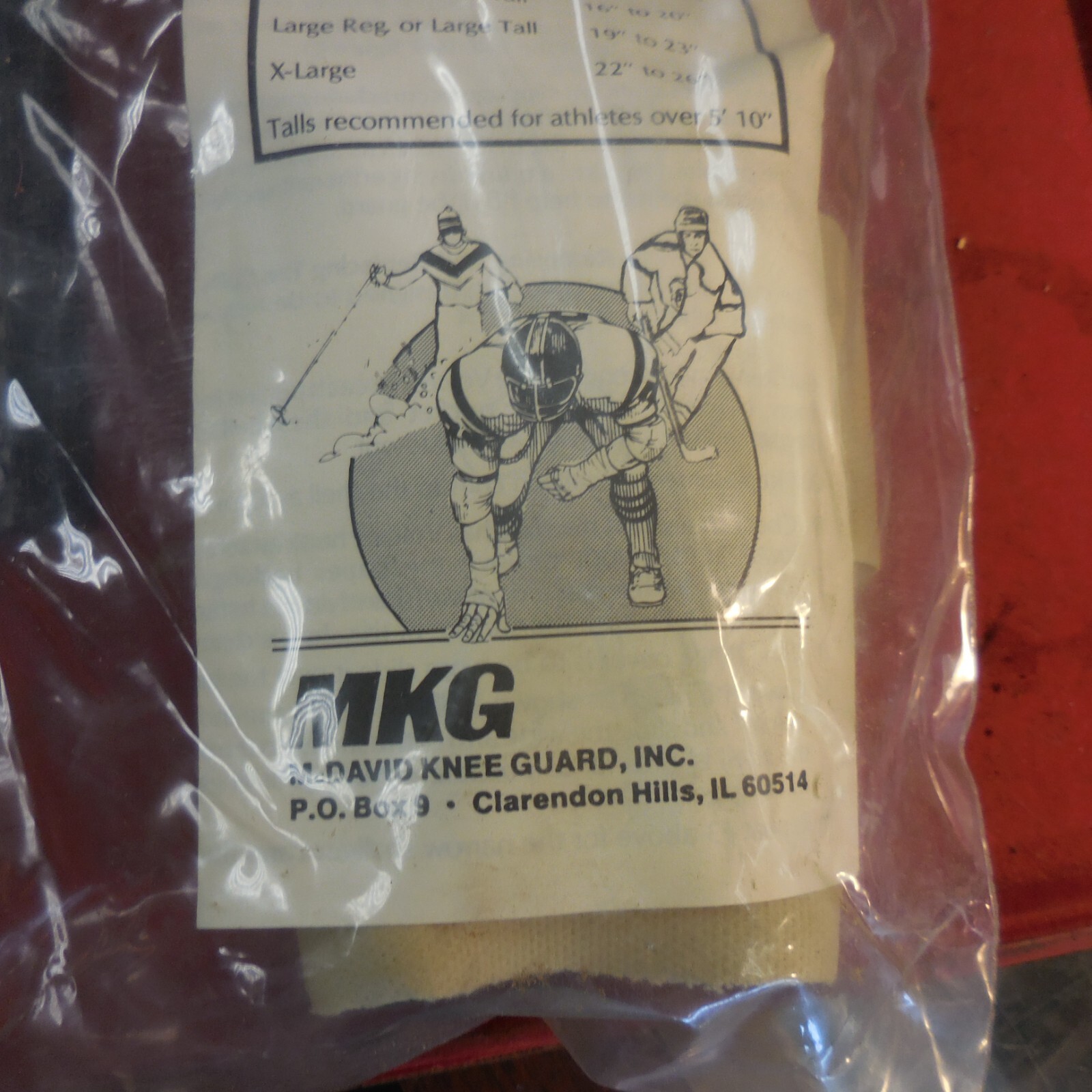 New McDavid Protective Knee Brace With Instructions, Fits Left or Right Knee