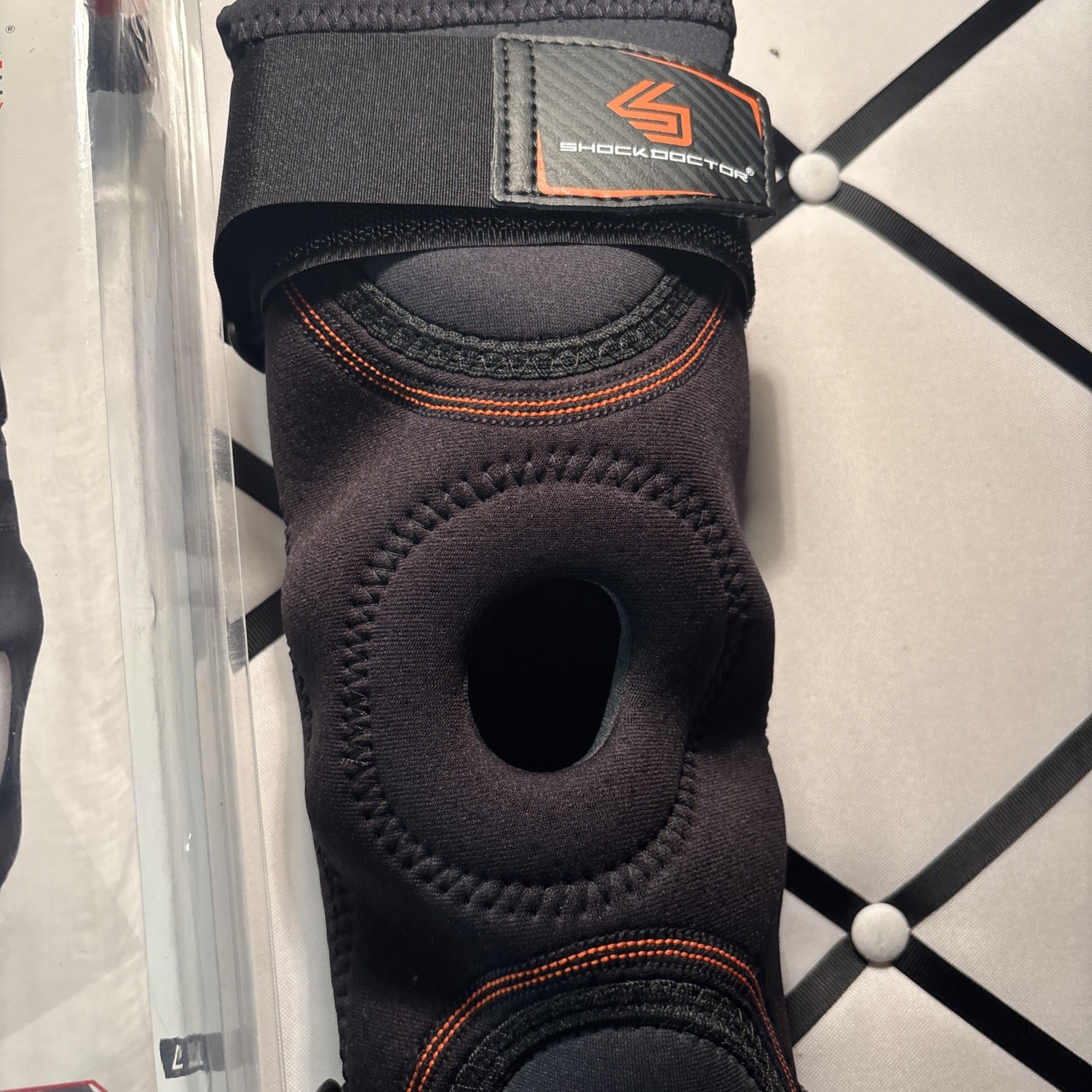 XXL SHOCK DOCTOR Level 2 Adult Knee Stabilizer please read description