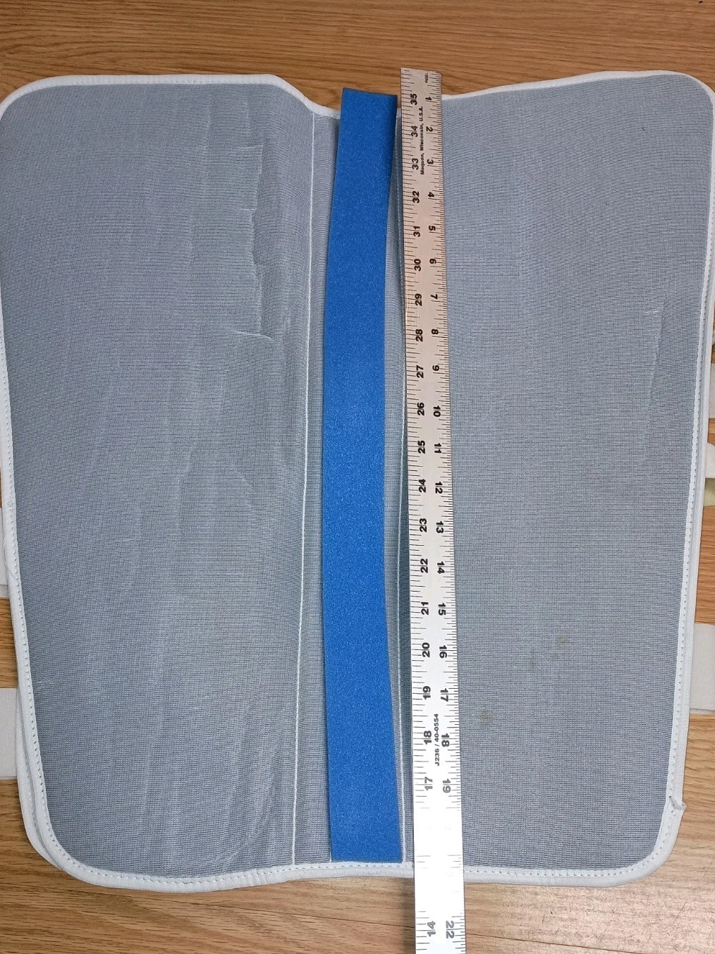 DeRoyal Universal Orthopedic Support Brace, White/Blue/Gray, Made in Guatemala