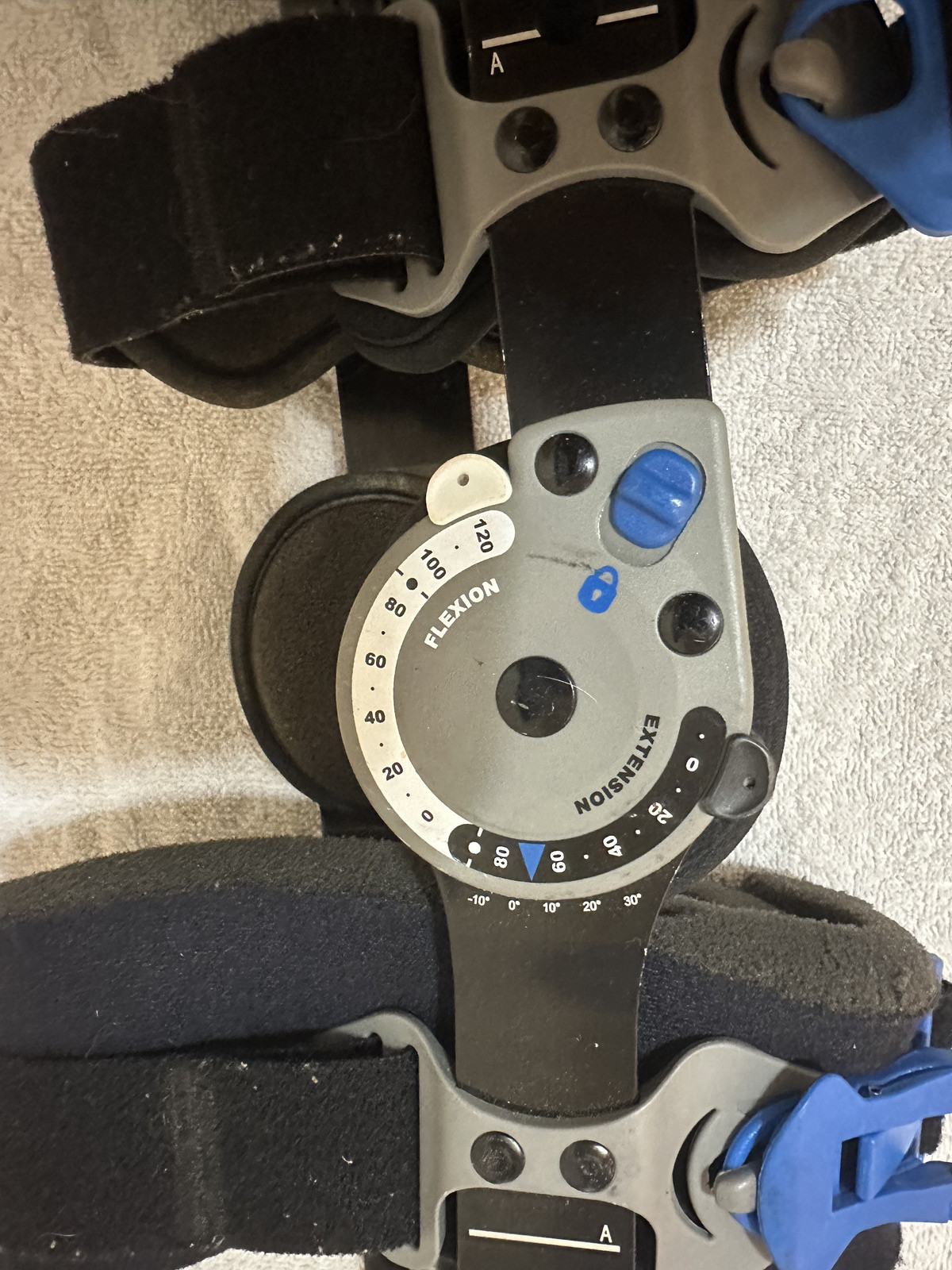OSSUR Rebound Post Op Knee Universal Cool Brace B-8381480 good clean condition