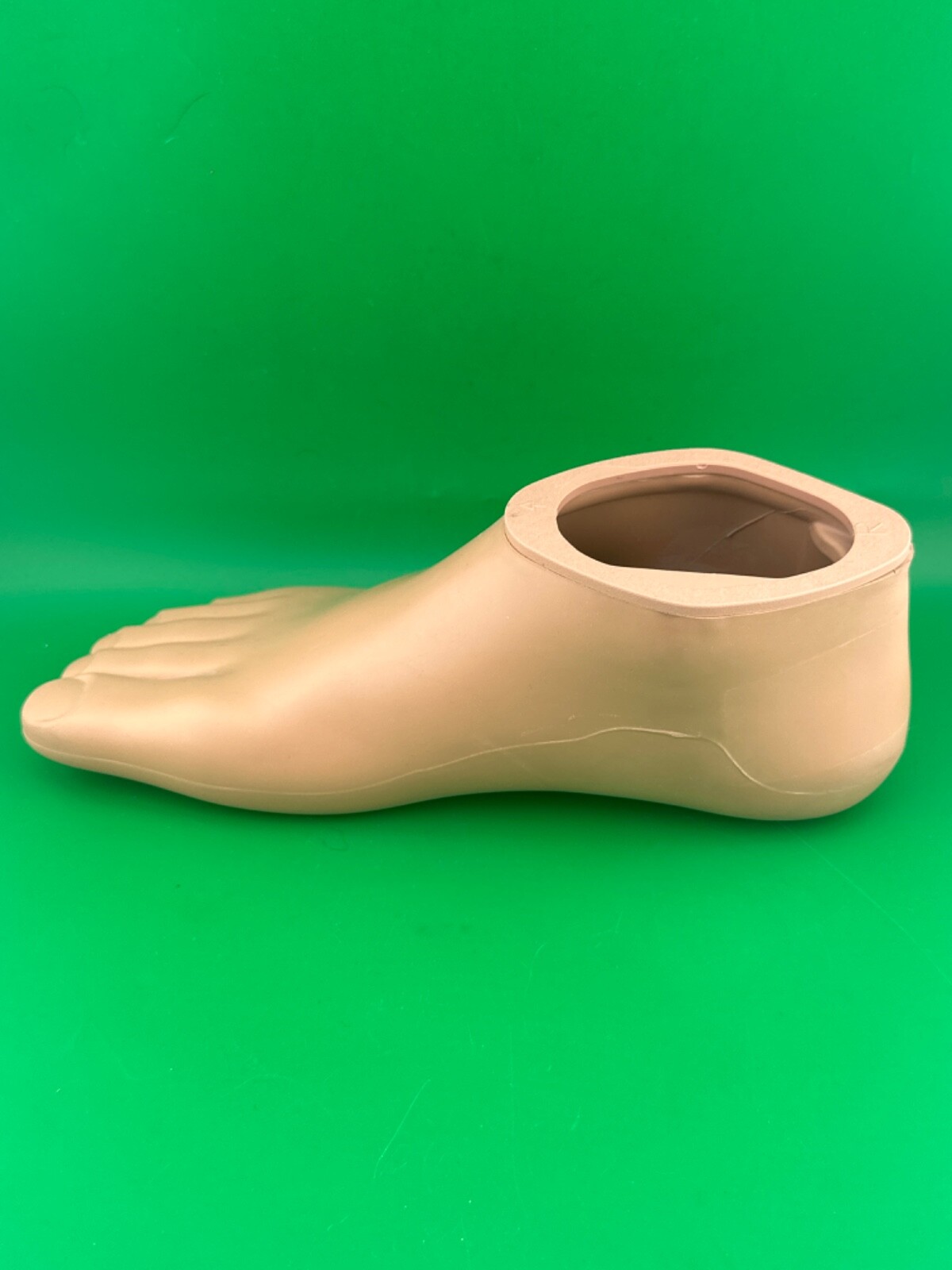 OTTOBOCK Otto Bock 1m10 prosthetic footshell foot shell. Right. 24cm